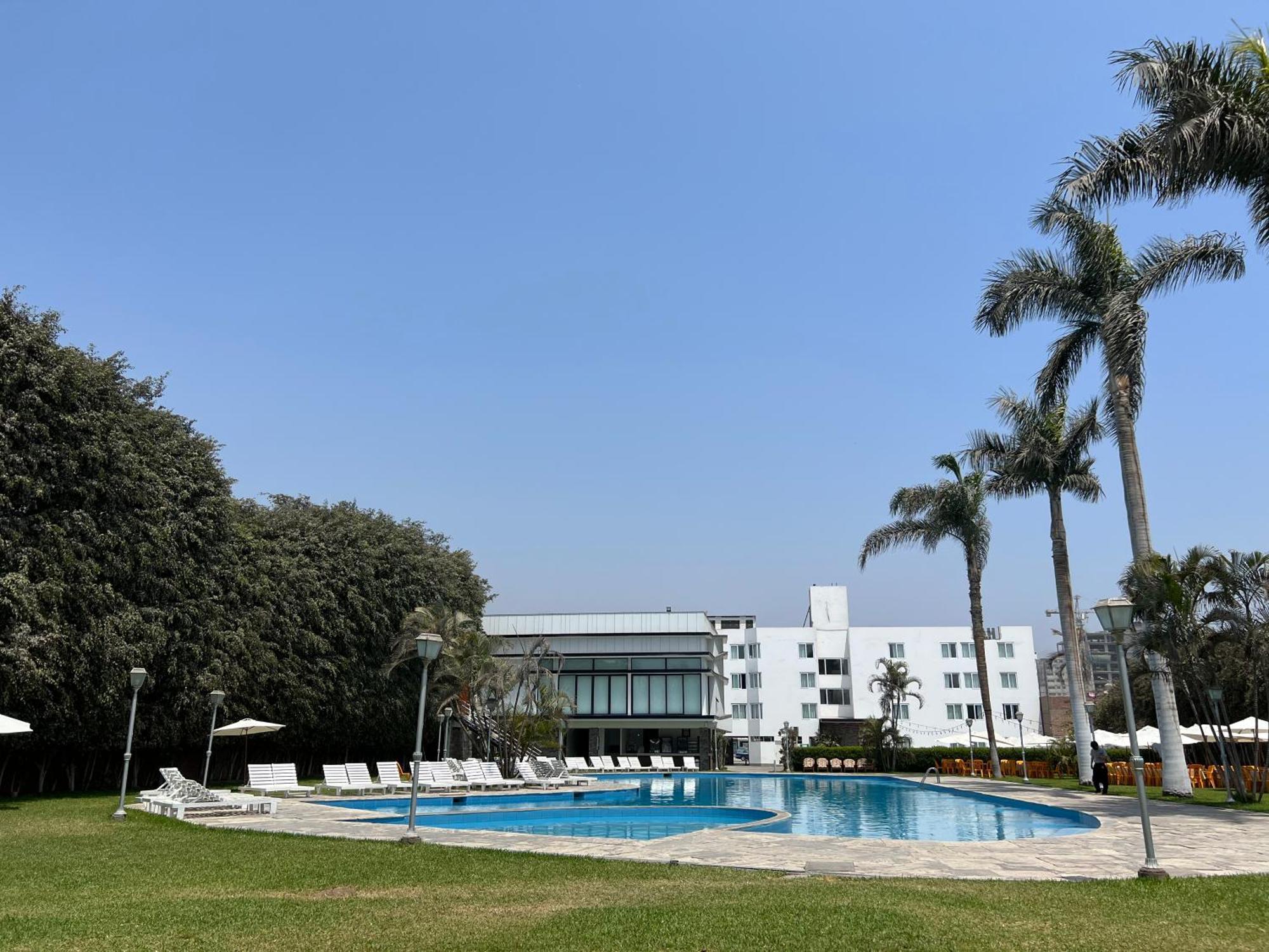 Hotel Hacienda Lima Norte Екстер'єр фото